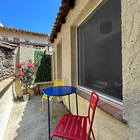 Studio Avec Terrasse Sur Cour, Authentique, Calme Avinhão Exterior foto