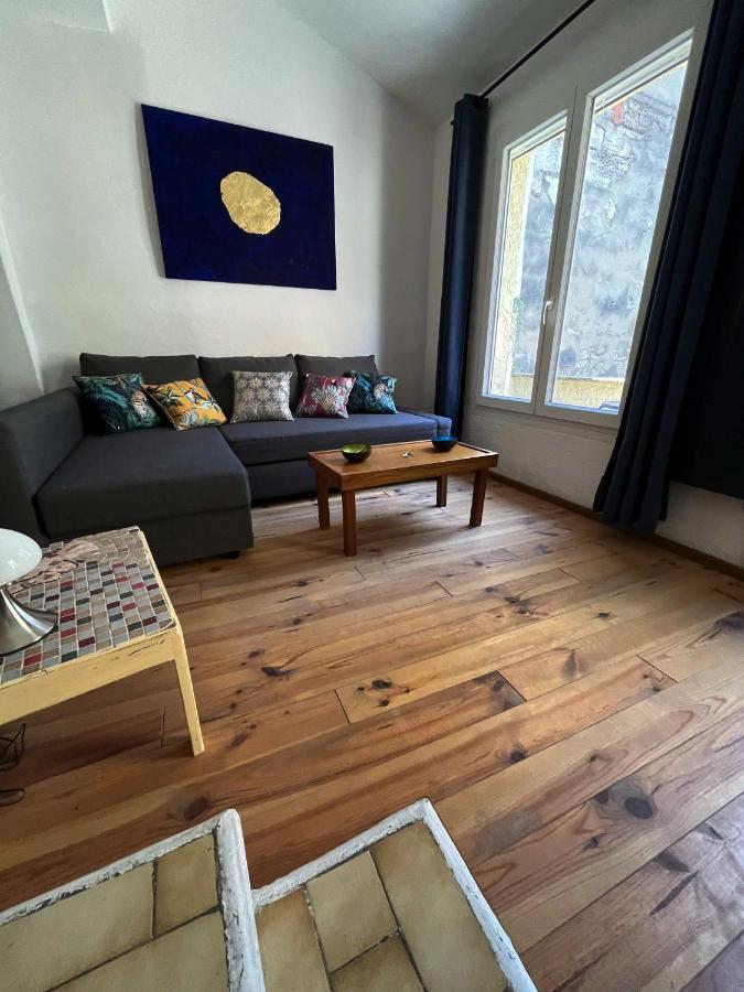 Studio Avec Terrasse Sur Cour, Authentique, Calme Avinhão Exterior foto