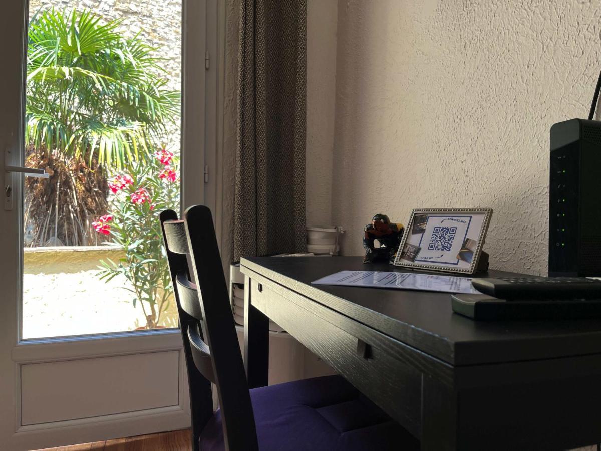 Studio Avec Terrasse Sur Cour, Authentique, Calme Avinhão Exterior foto